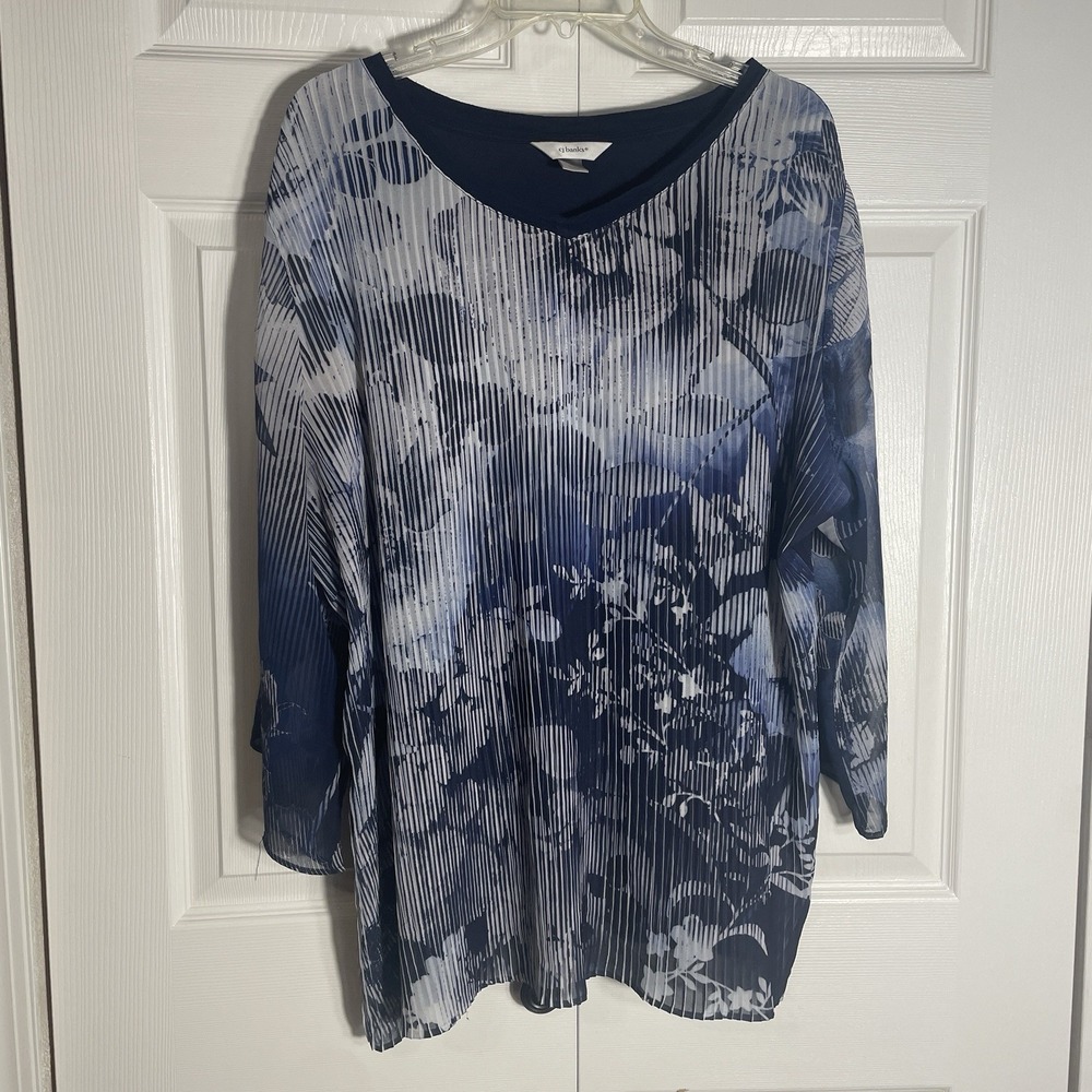 CJ Banks Accordion Pleated Shirt Women 2X Blue Floral‎ 3/4 Sleeve Pullover Top